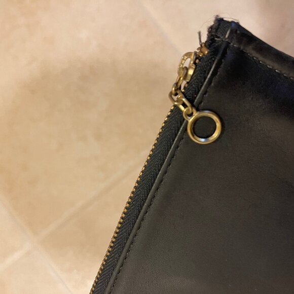 Coach - Picture 4 of 5